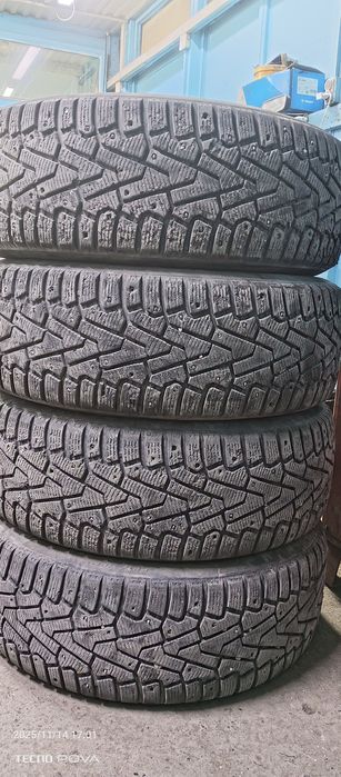 Продам комплект резины