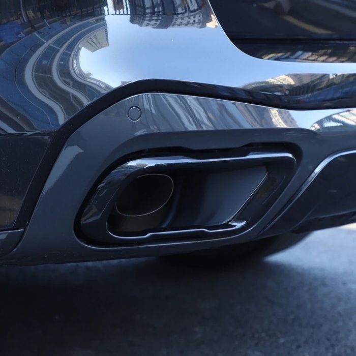 Set tips toba esapament ornament negru lucios Bmw X5 X6 X7 G05 G06 G07