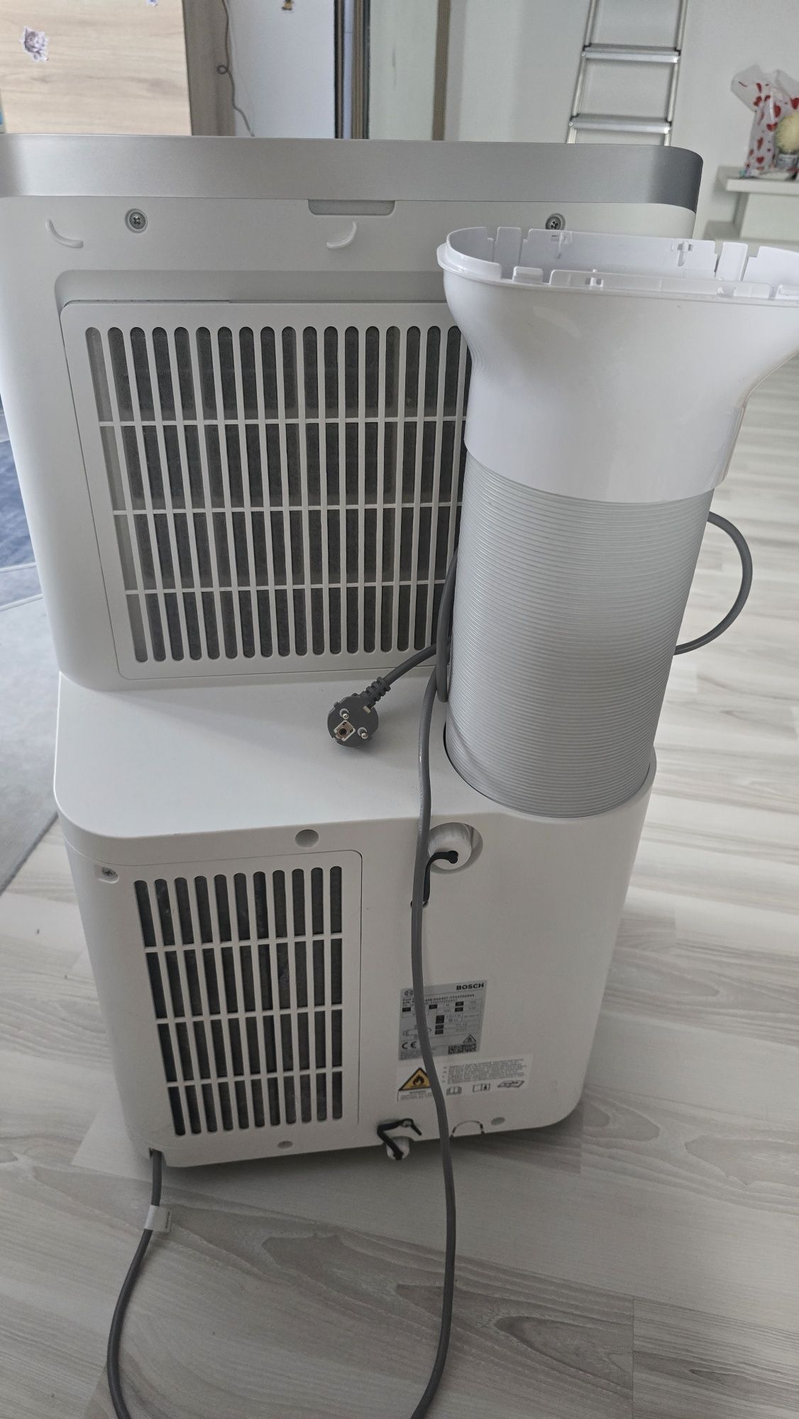 Aer conditionat portabil Bosch Climate 5000