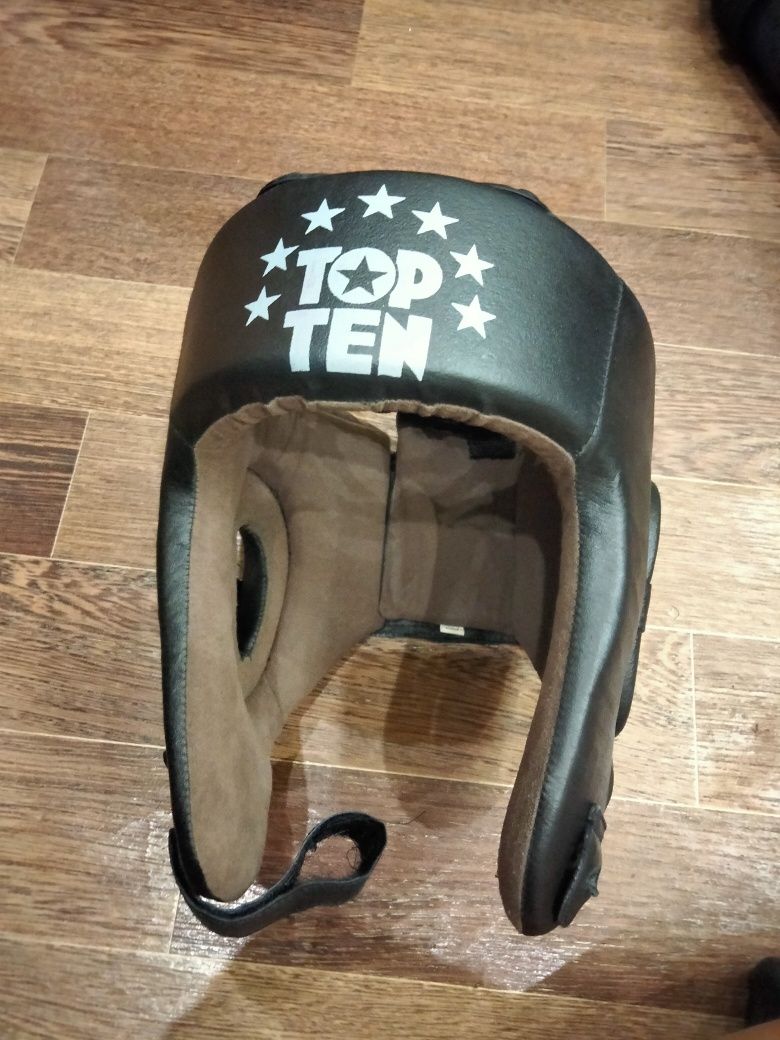 Шлем для рукапашного боя
