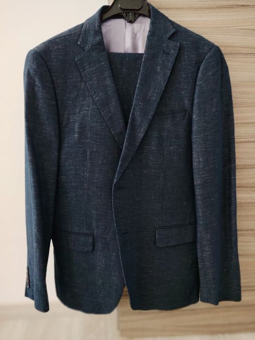 Costum bărbați de in albastru