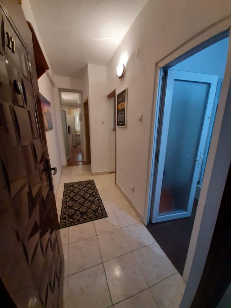 Inchiriez apartament 2 camere zona Acapulco, Eforie Nord