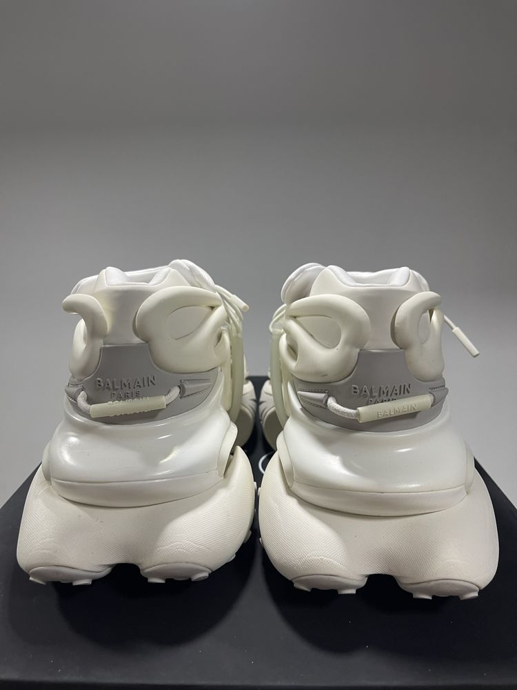 Balmain Unicorn Triple White