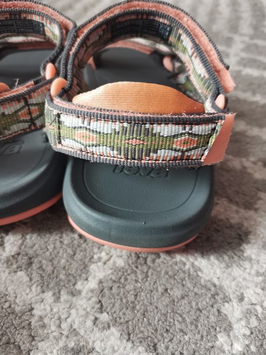 Нови детски сандали TEVA - 32 номер