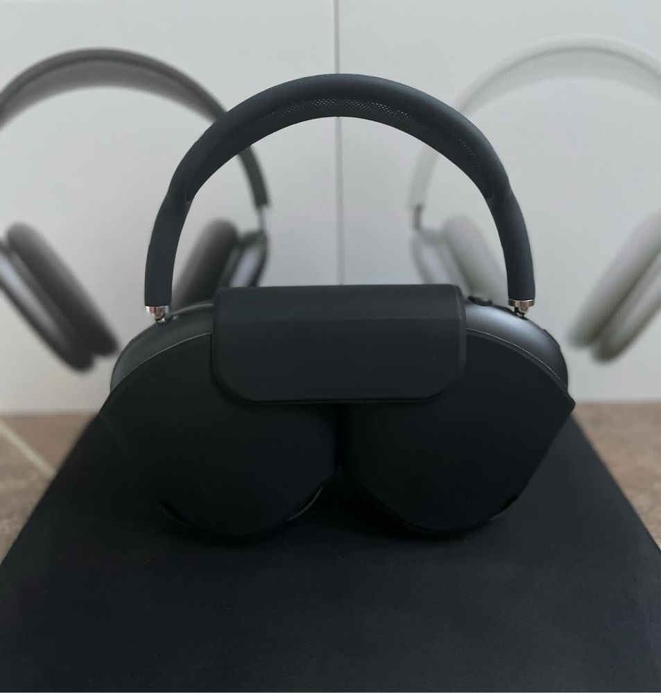 Слушалки AirPods Max
