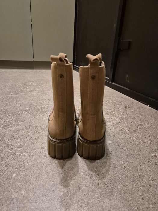 Боти на Answer lab