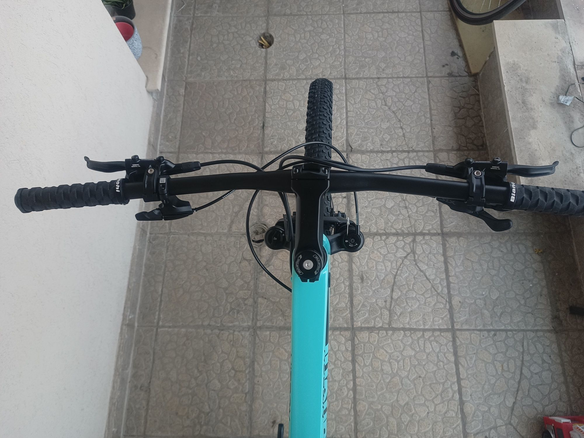 Чисто нов карбонов MTB велосипед Bianchi XL