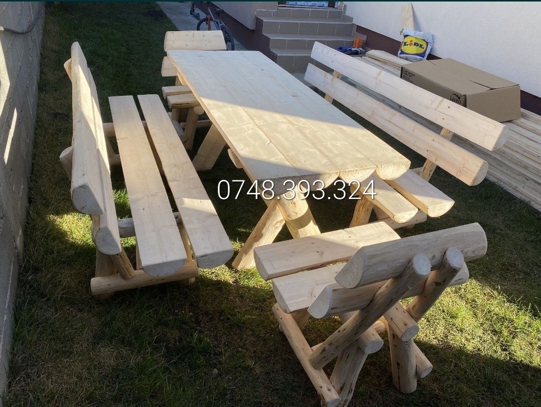 Masa cu bănci scaune  lemn  masiv  terasa foișor