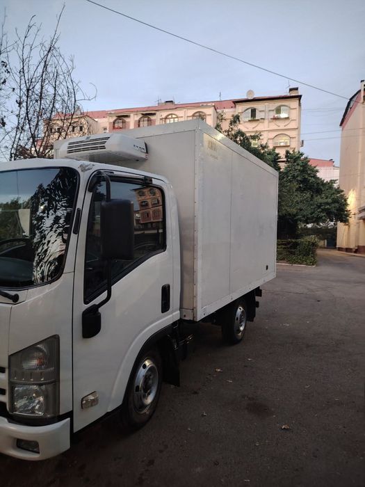 Срочно Сотилади 
ISUZU  FURGON 2008 йил 
Пробег 186 000км
Холати яхш