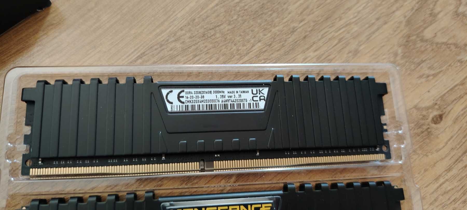Рам памет Corsair VENGEANCE LPX 32GB (2x16GB) DDR4 3000MHz