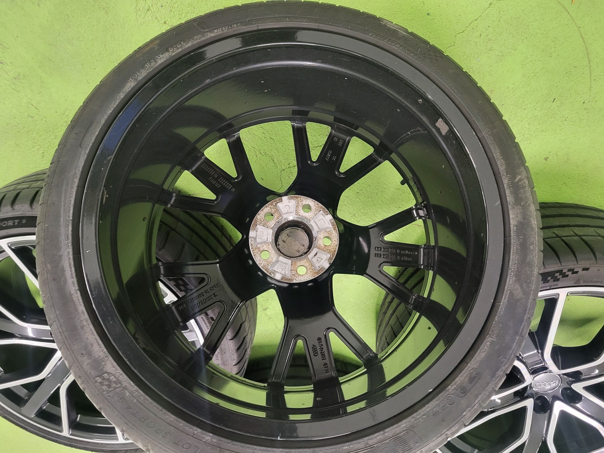 21 5x112 Audi S7 A7 255/35/21 5х112 ауди