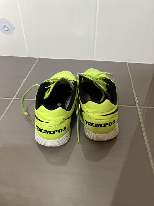 Pantofi sport nike marimea 40.5