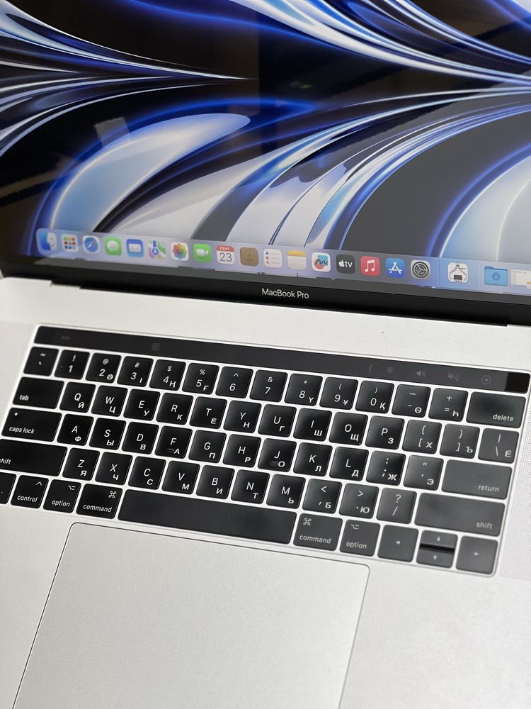 MacBook Pro Touchbar | Core i7 | ОЗУ 16Gb