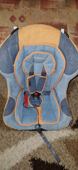 Vând scaun mașină copil Bertoni