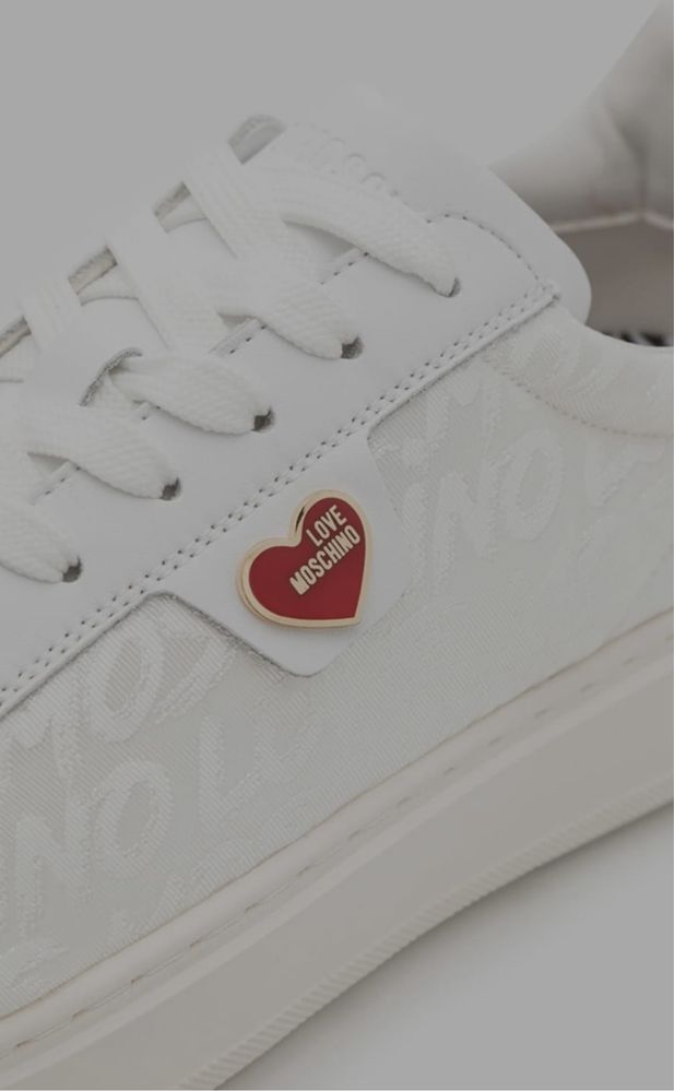 Love moschino сникърси 38