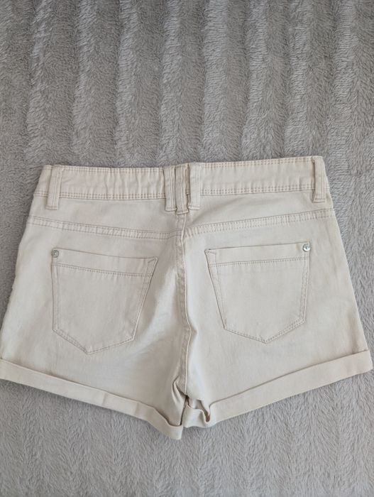 Blugi scurti de dama