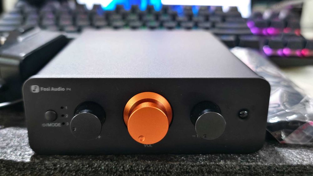 Fosi Audio P4 (Preamplificator Premium)