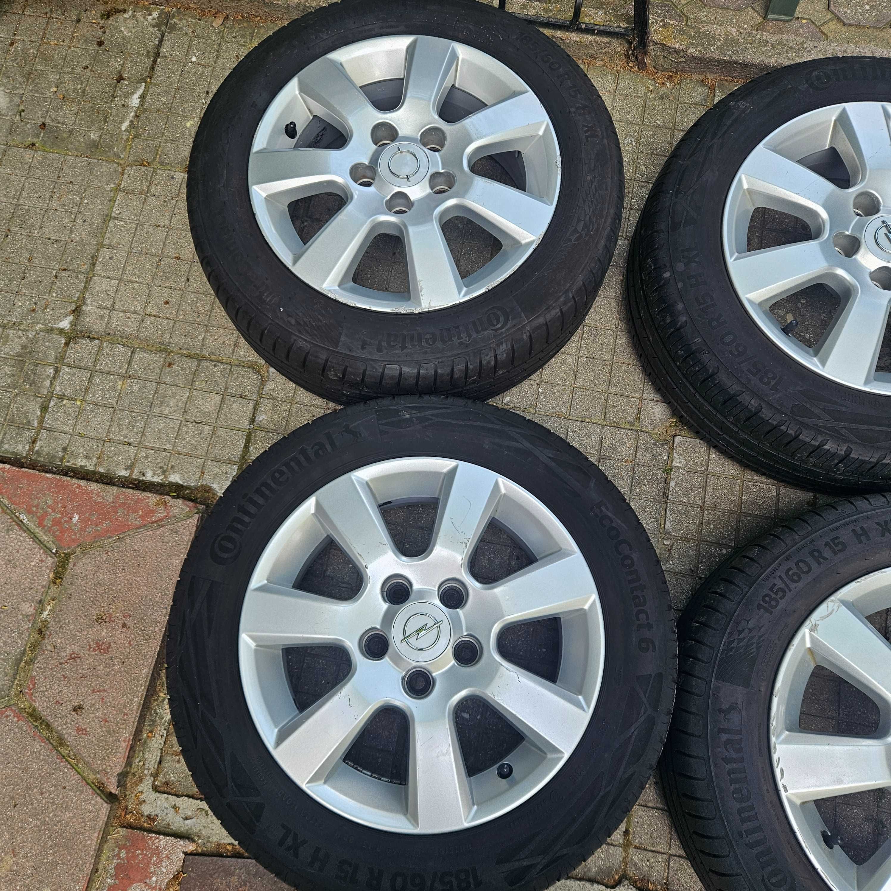 4 лети джанти 15 5x110 Opel 6Jx15H2 с летни гуми 185/60R15 Continental