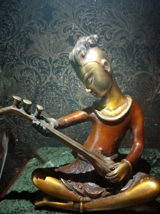 Sculpturi deosebite din bronz Art-Deco