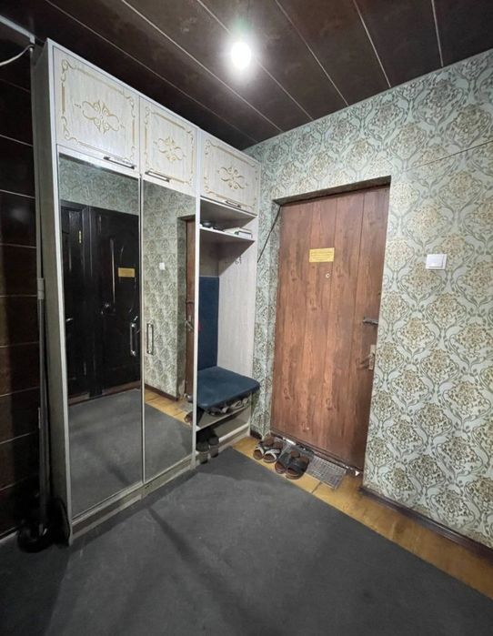 Сурочна продажа квартира куйлук массив 5 галерека уй 2 хона