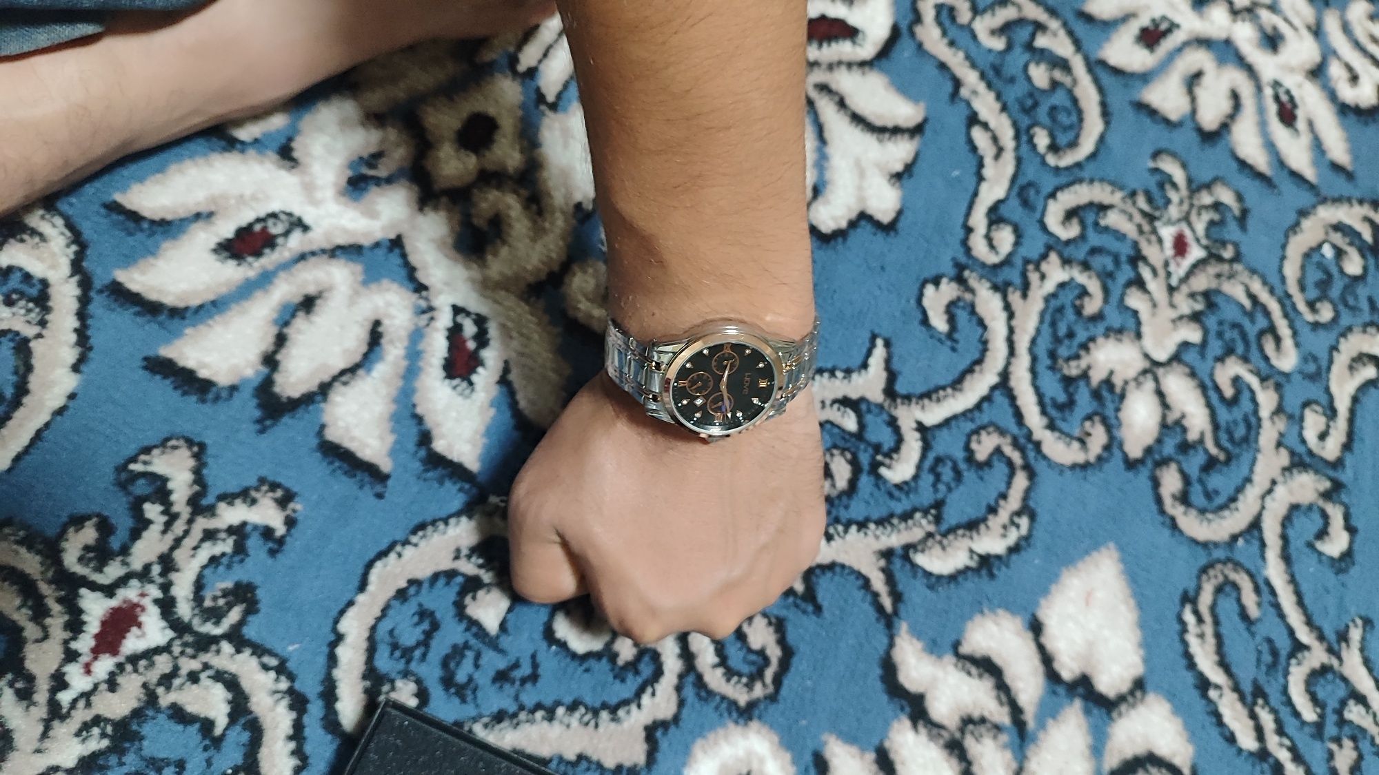 Qoʻl soatlari wove