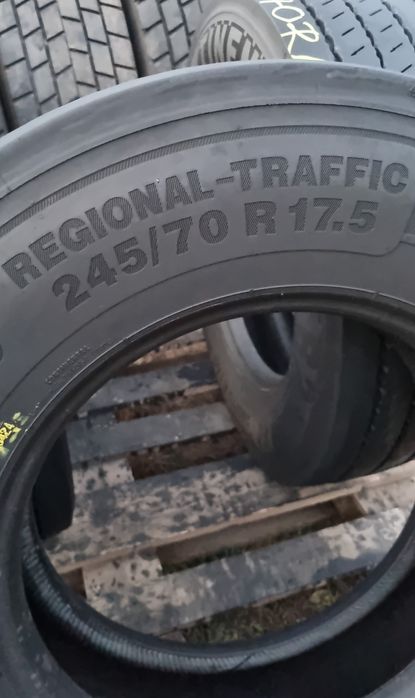 2 (4/6) Anvelope Continental 245/70 R17.5 M/S impecabile.