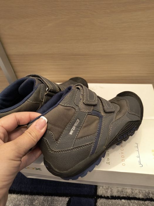 Ghete firma Geox Nr 32