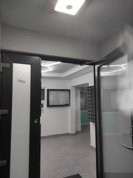 Garsoniera nouă nouă