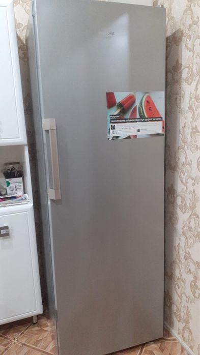 Продам холодильник
