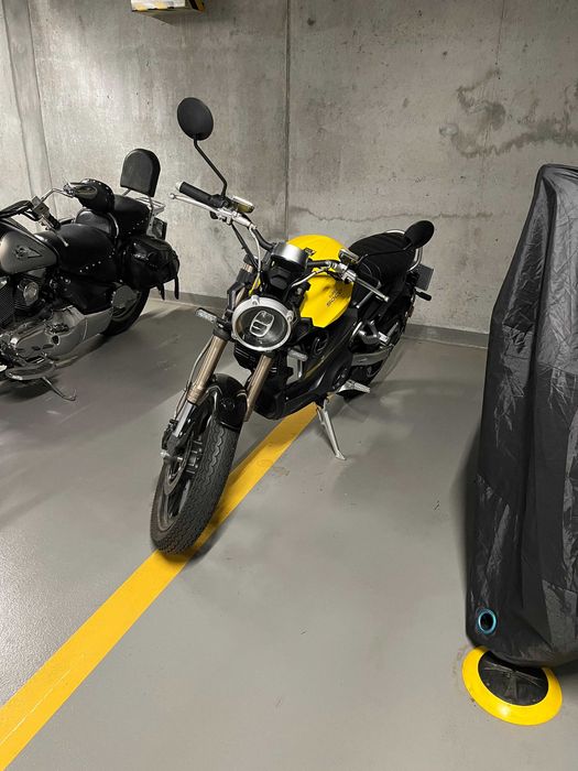 Motocicletă electrică Super Soco TC Max – 800 km, ca nouă, în garanție