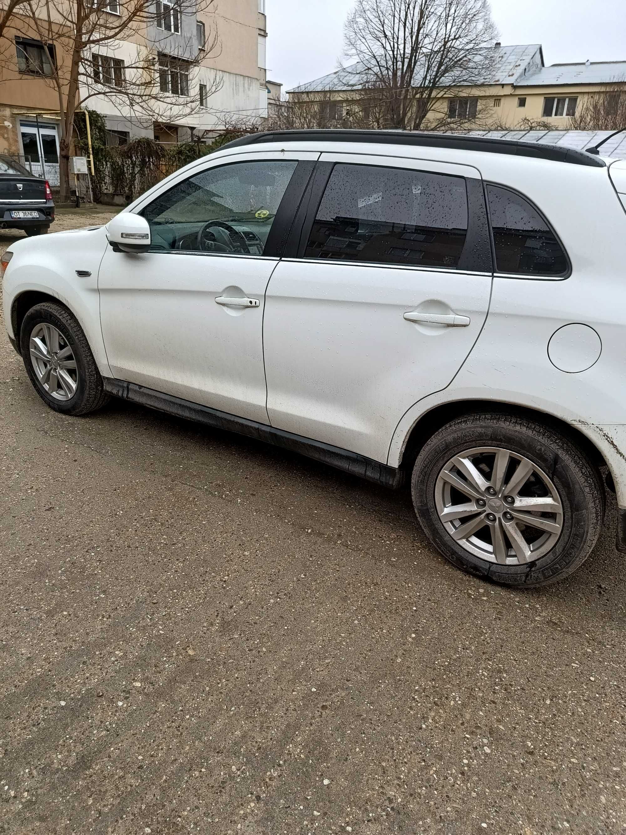 Mitsubishi Asx 2011