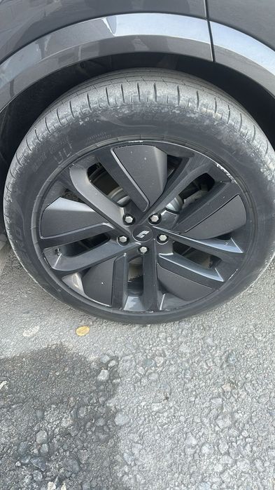 Комплект зимних шипованных колёс на Lixiang Li L6 L7 L8 L9.