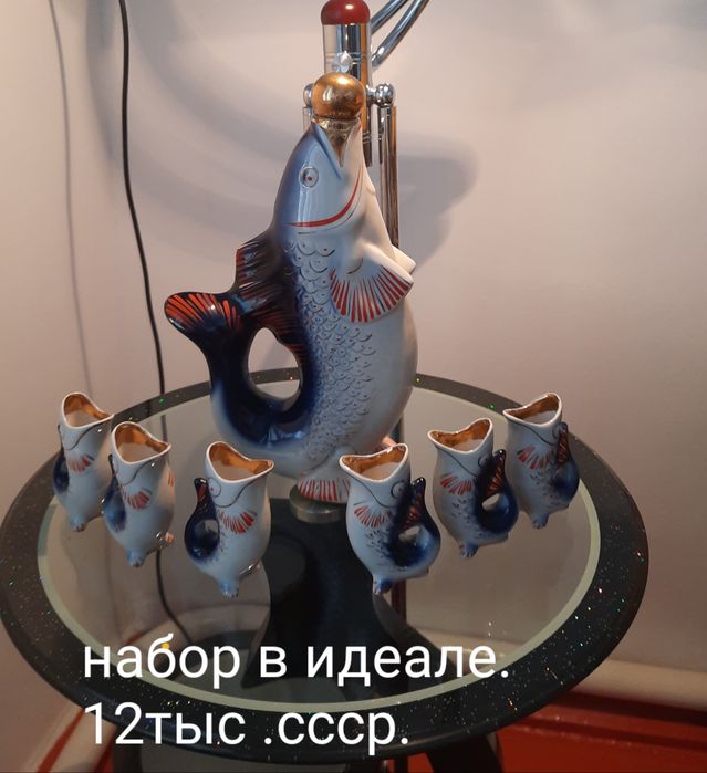 Продам рыбку  6  маленьких рыбок и вазу из хрусталя