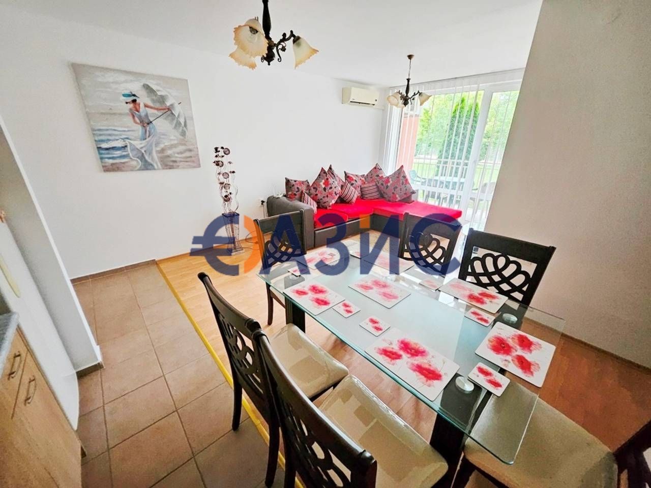 Продава се Двустаен апартамент в к.к. Слънчев бряг - 63 кв.м за 1032 €/кв.м - Снимка #6