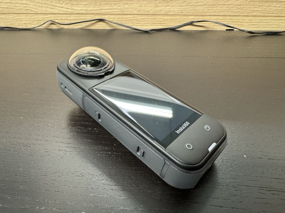Insta360 X5 | motorcycle bundle | 512 gb SD Card + още аксесоари