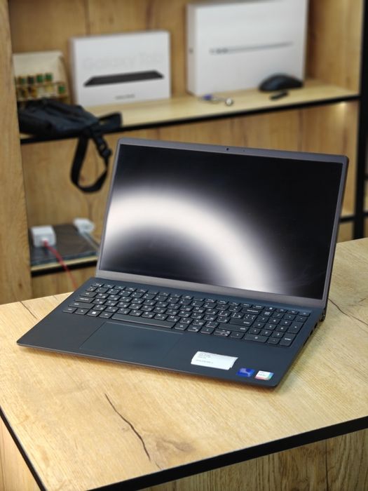 Ноутбук Dell Vostro | Core i7 | Экран 120гц | 16гб ОЗУ | 512гб SSD
