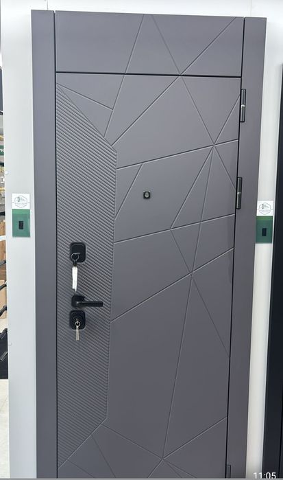 Железнные и межкомнатные двери