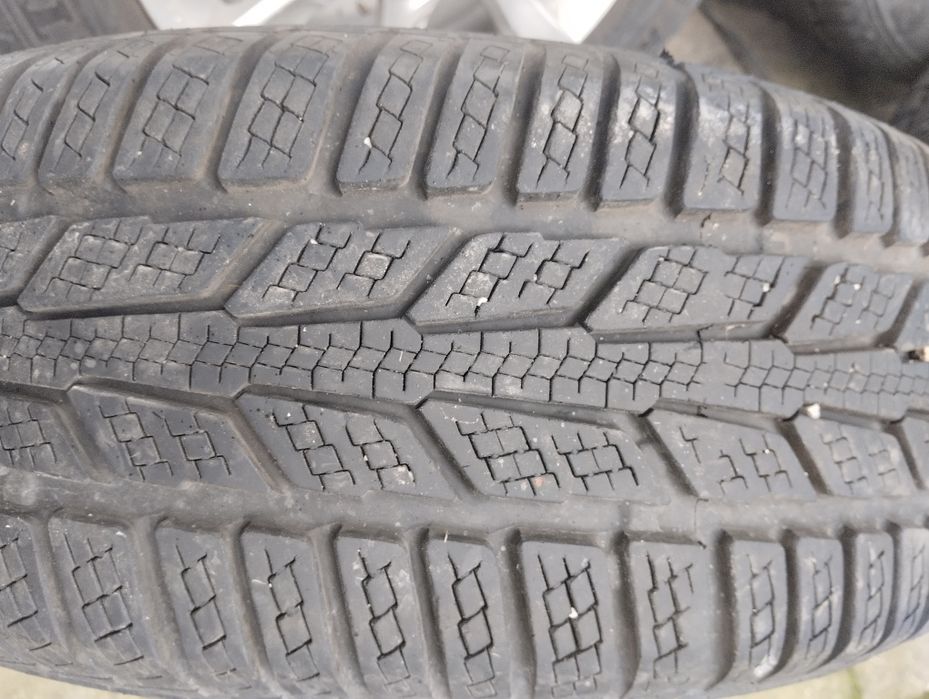 Джанти с гуми 15ки 5х114,3 mazda