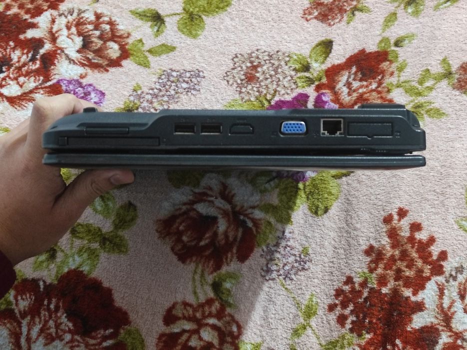 Noutbok Acer sirochna sotiladi