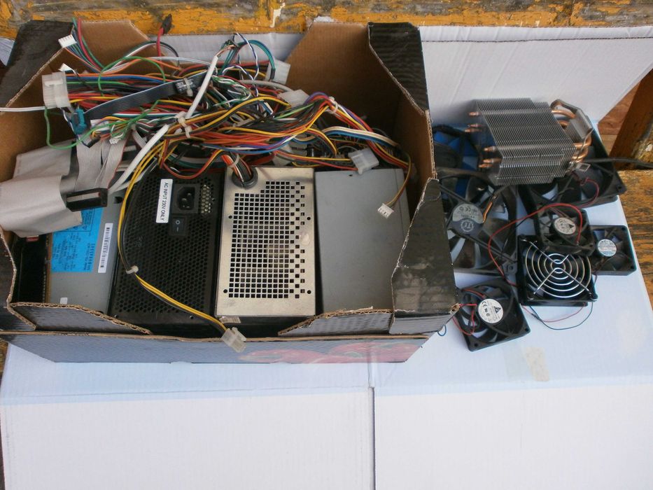 laptop lenovo, monitor fujitsu siemens si alte piese