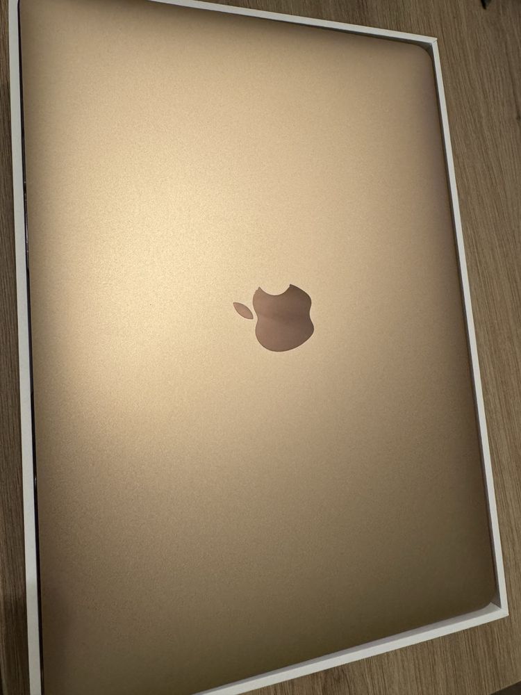 13-inch MacBook Air M1 chip
