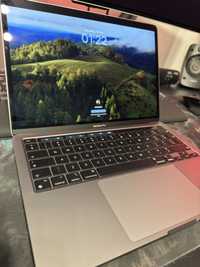 Macbook pro M2 13.3 inch model 2022