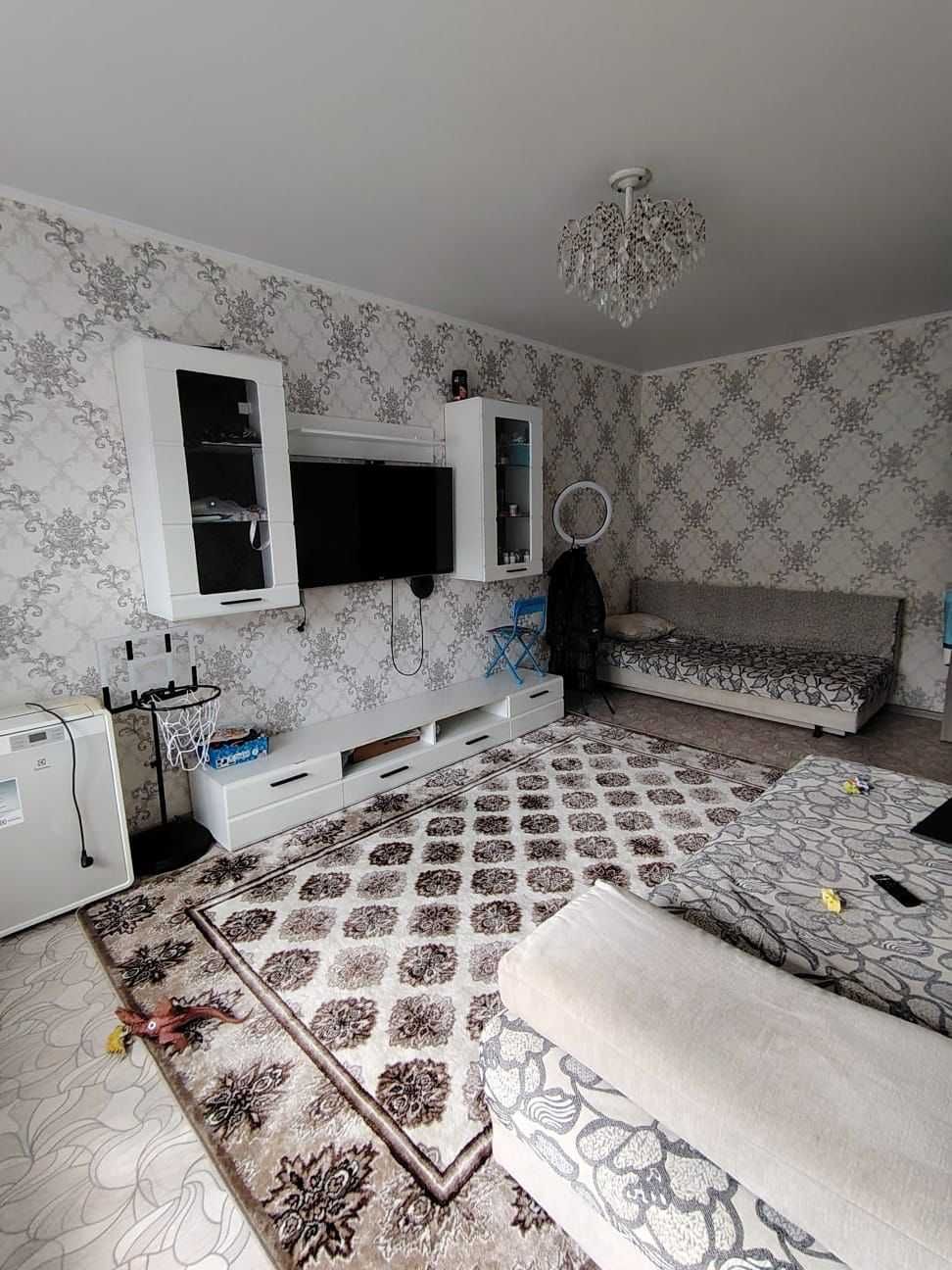 продам 2 к.кв на Тургенева