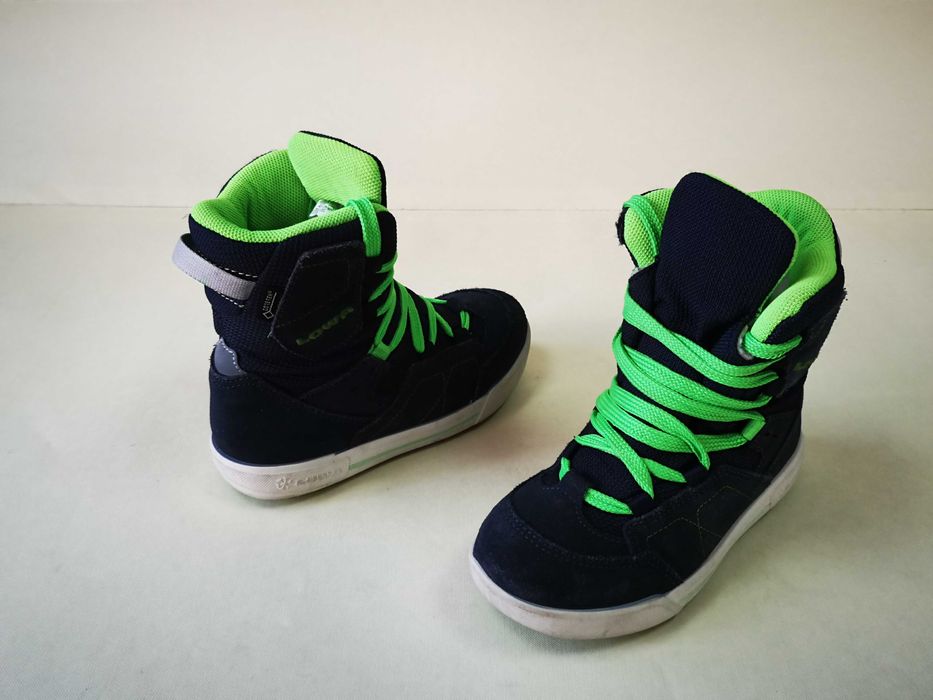 Bocanci IMBLANITI ghete munte copii 29 30 LOWA - GORETEX Impermabili