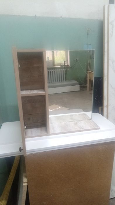 Шкаф на ванну новый