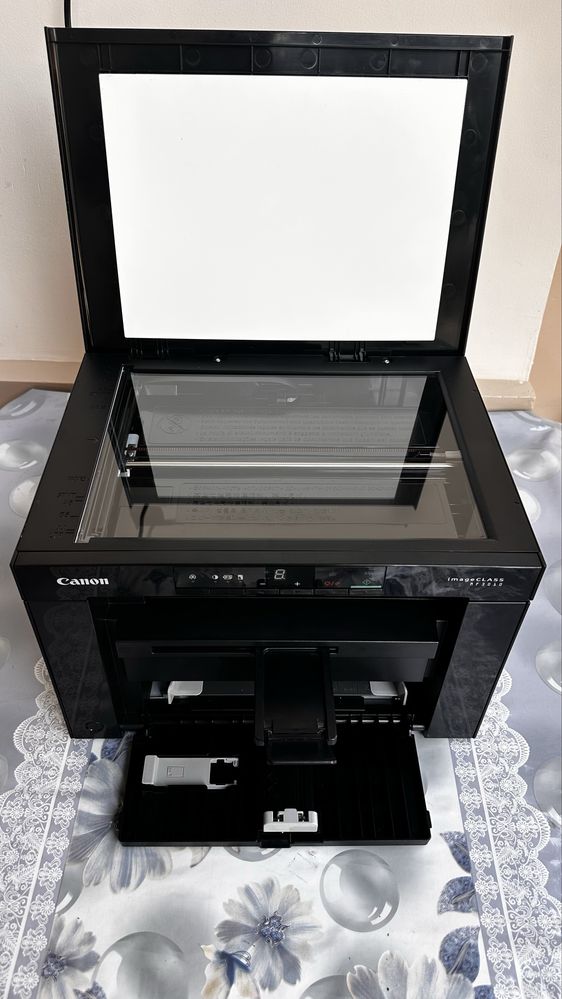 продам Canon 3010 как новый 3 в 1  sotiladi kam ishlagan