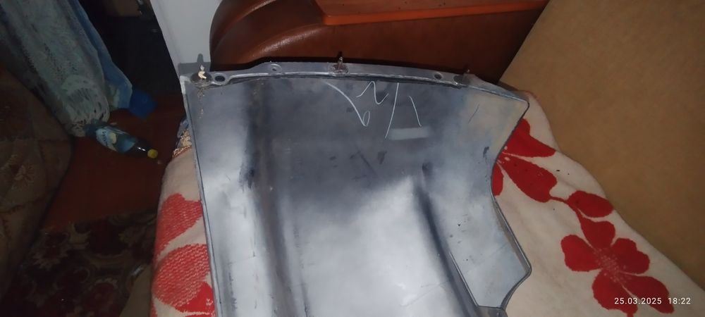 Продам задний бампер Carina ED