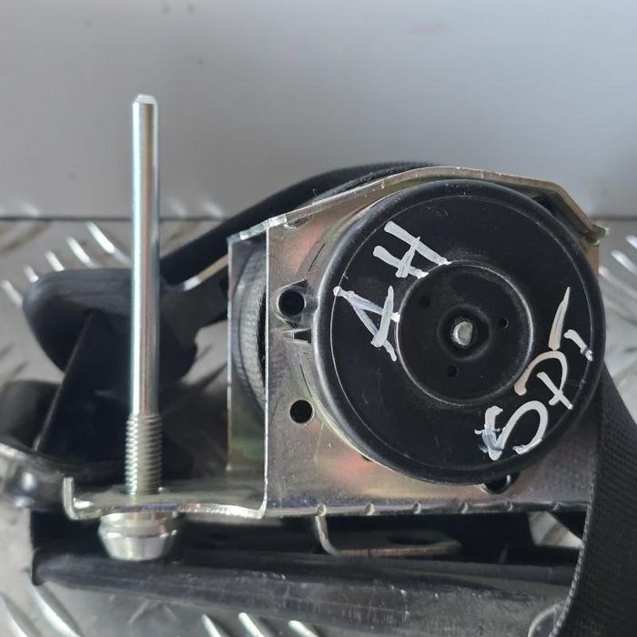 Centura de siguranta dreapta fata Opel Astra H GTC