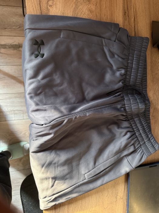 Продам трико UnderArmour