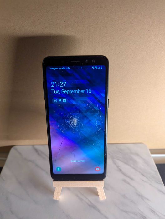 Samsung A8 Dual Sim 32GB - ecran spart (1)